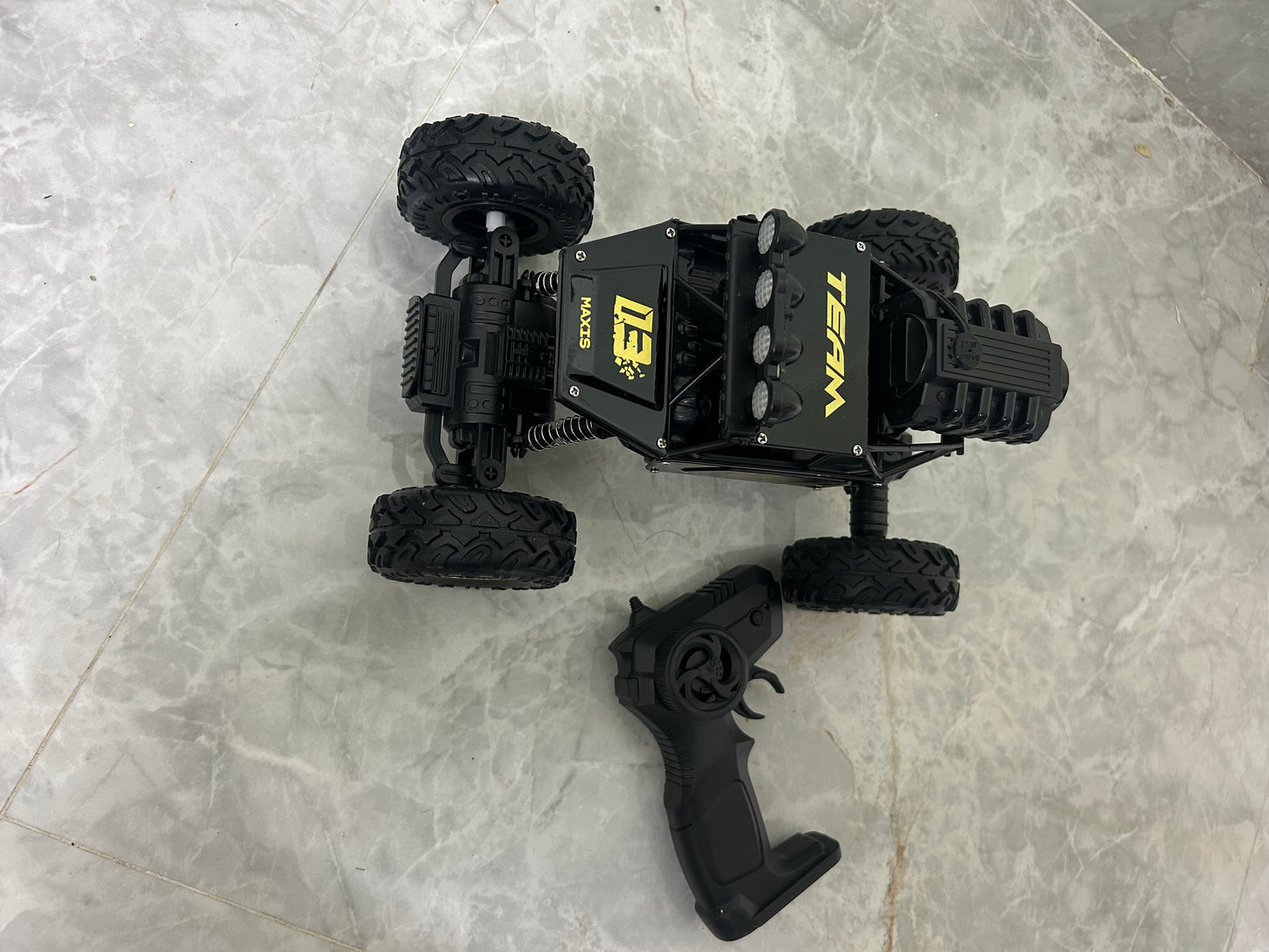 Rock Crawler 4WD RC/ Monster Truck