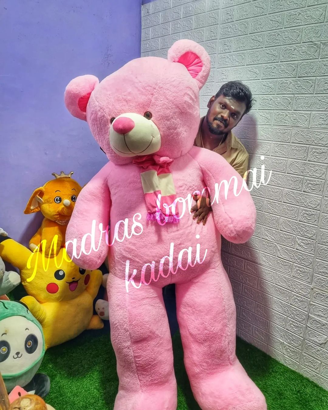 6 Feet jumbo teddy