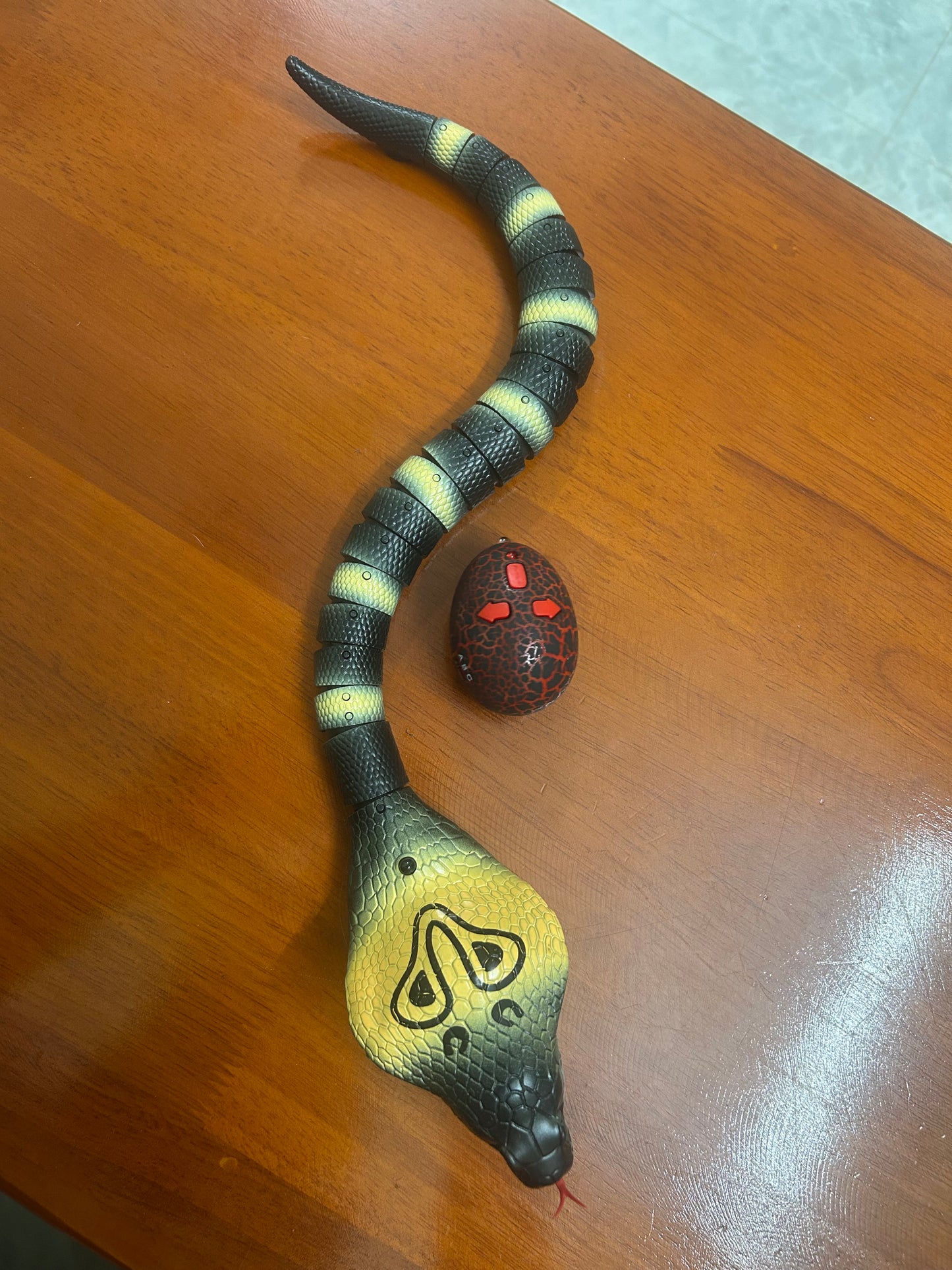 Realistic Prank Cobra Snake rc