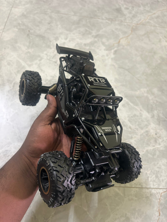 ￼ 4WD off-road rock climber